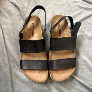 Dirty Laundry Platform Sandals Size 7